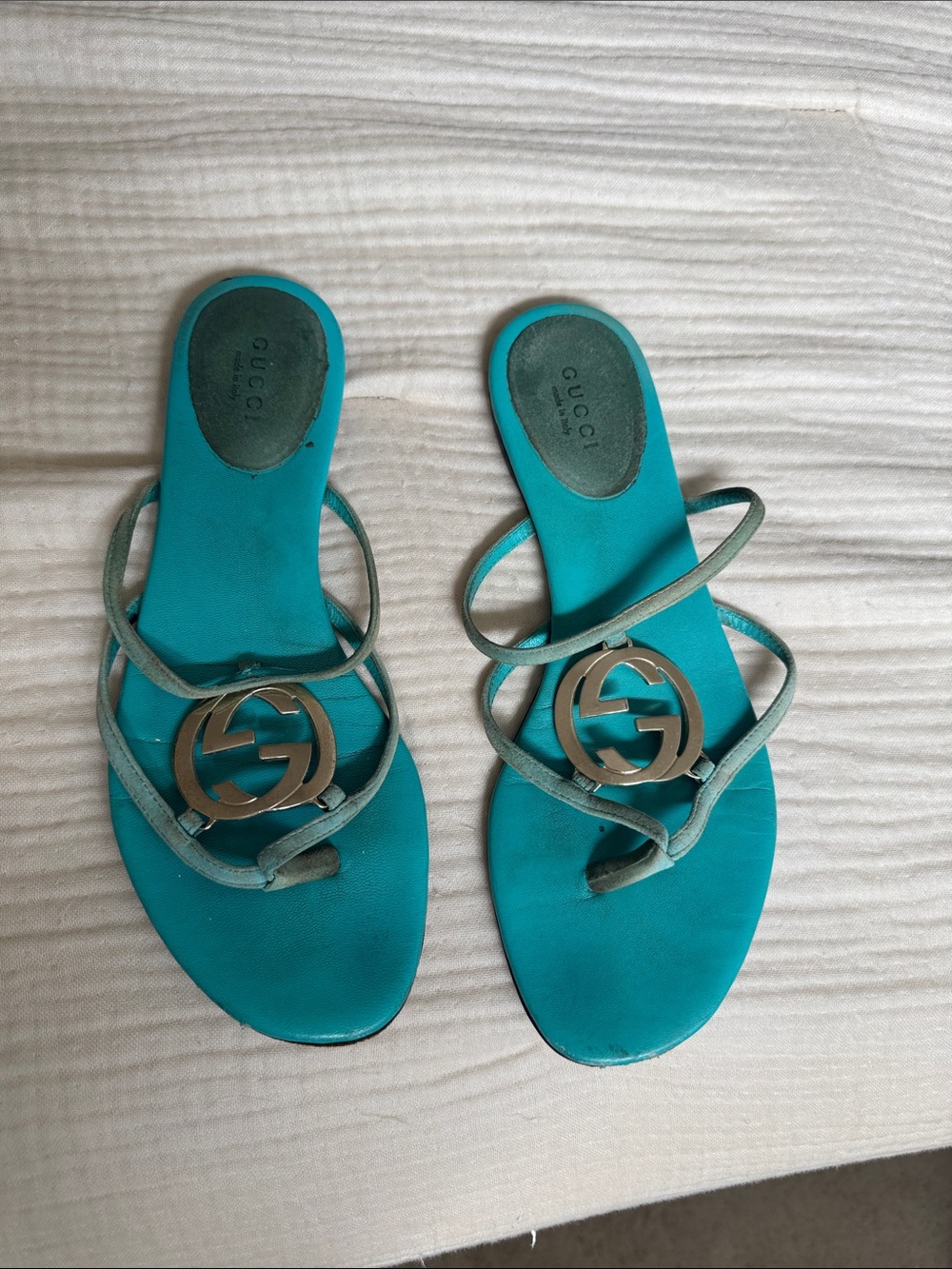 Gucci Turquoise Leather Logo-Strap Women’s Sandals size 37